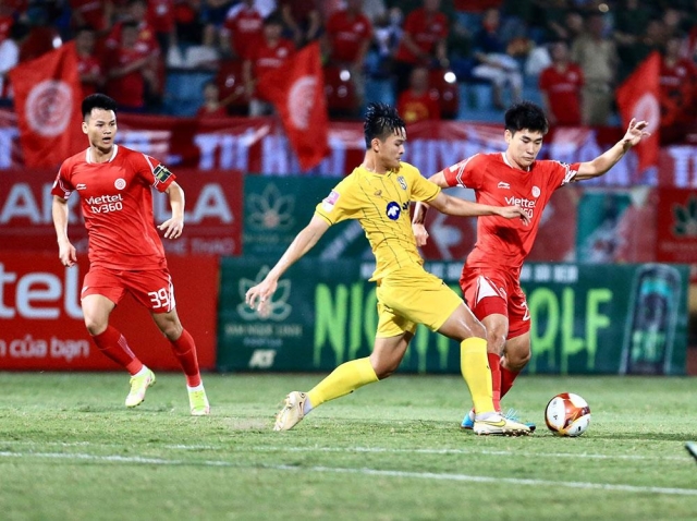 Trận TPHCM vs Hà Tĩnh